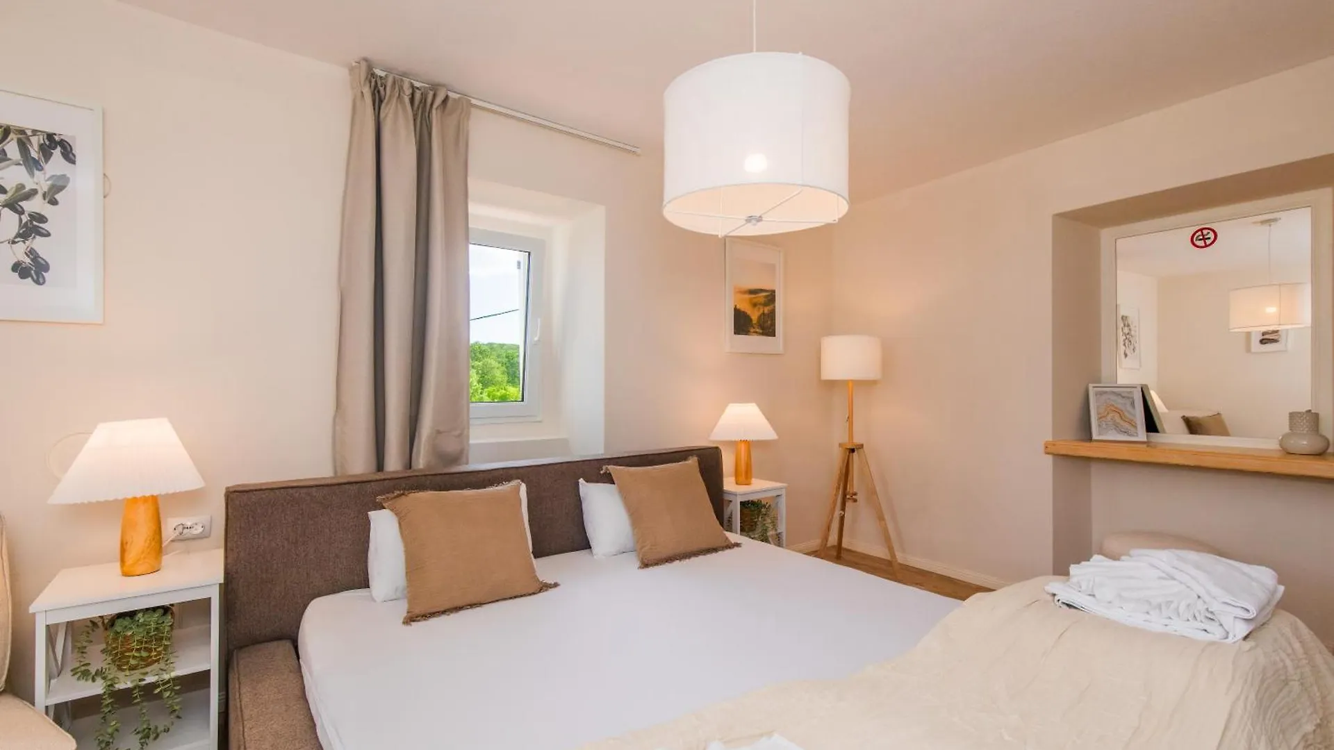 Villa Ljuba VI Zupanje Croatia